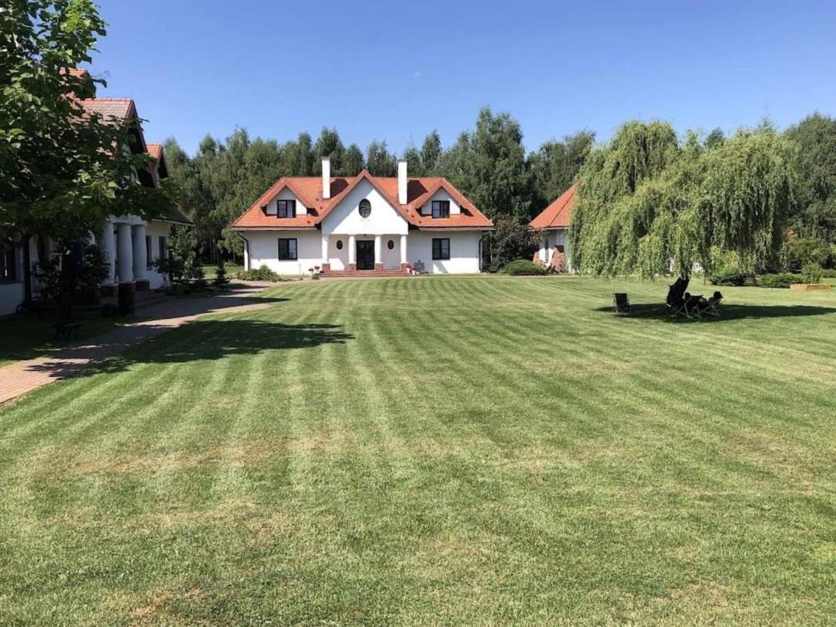 Dom Nasutow Villa Niemce Bagian luar foto